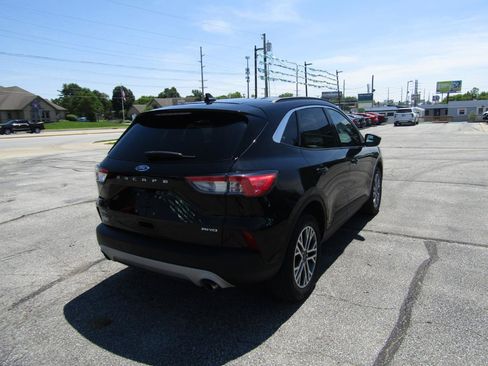 Used 2021 Ford Escape SEL w/ Technology Package AWD/4WD image 9