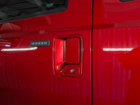 Used 2015 Ford F350 Lariat w/ Lariat Interior Package image 40