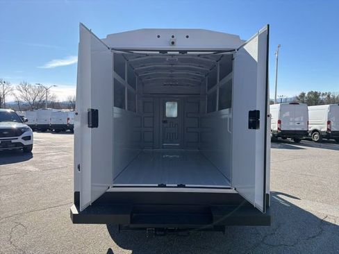New 2026 Ford E-350 and Econoline 350 Super Duty w/ Power Equipment Group RWD image 3