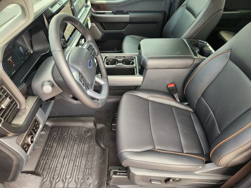 New 2026 Ford F250 Lariat w/ Lariat Premium Package image 14