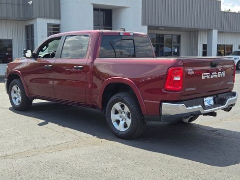 Used 2025 RAM 1500 Big Horn AWD/4WD image 3