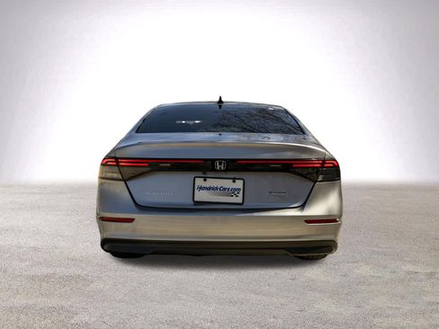 Used 2024 Honda Accord Sport image 8