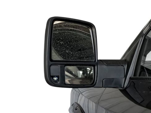 Used 2024 RAM 2500 Big Horn AWD/4WD image 40