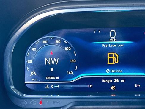 Certified 2024 Chevrolet Suburban LT image 13