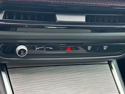 Used 2025 BMW i4 eDrive40 w/ Premium Package image 27