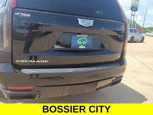 Certified 2023 Cadillac Escalade Premium Luxury w/ LPO, Radiant Package RWD image 33