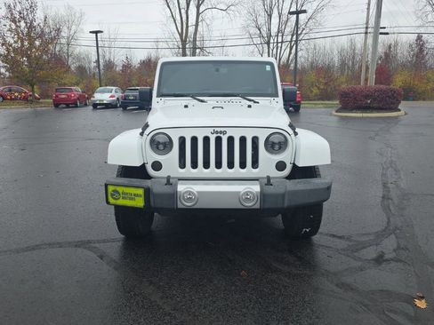 Used 2014 Jeep Wrangler Unlimited Sahara w/ Connectivity Group image 2