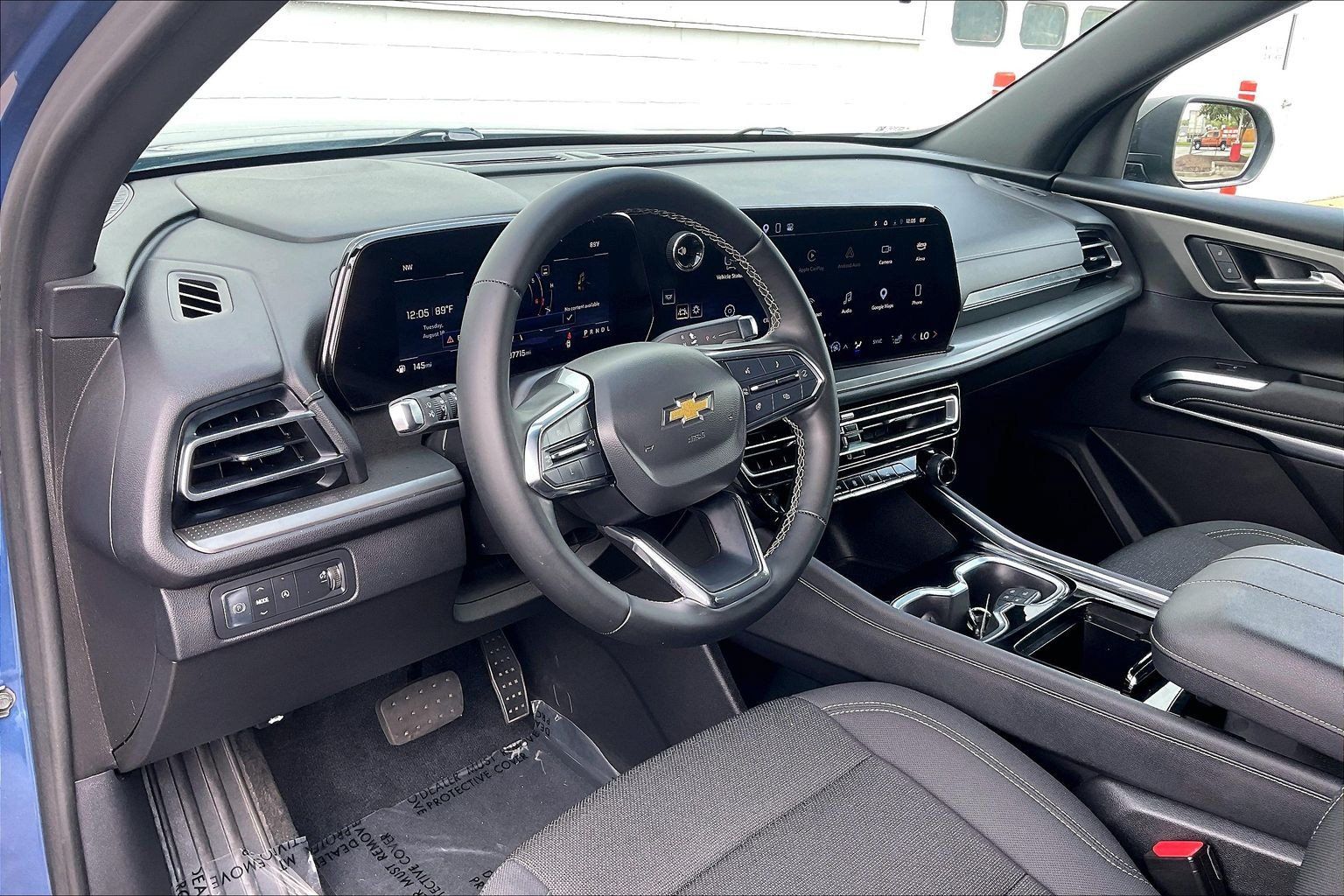 Used 2024 Chevrolet Traverse LS FWD image 18