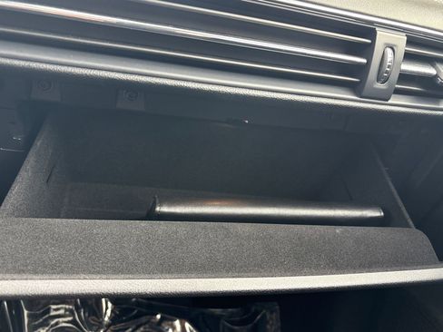 Used 2024 Lincoln Corsair FWD w/ Equipment Group 101A image 25