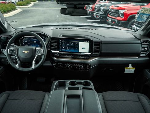 New 2026 Chevrolet Silverado 1500 LT AWD/4WD image 12