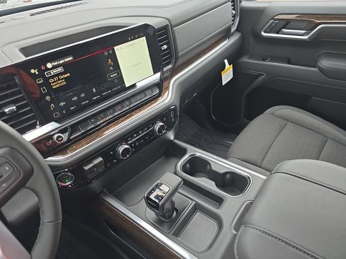 New 2026 GMC Sierra 1500 Elevation AWD/4WD image 24