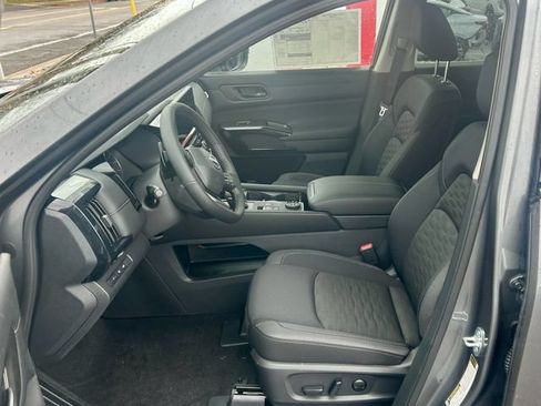 New 2026 Nissan Pathfinder SV AWD/4WD image 8