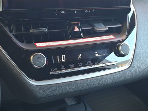 New 2026 Toyota Corolla SE w/ SE Package FWD image 17