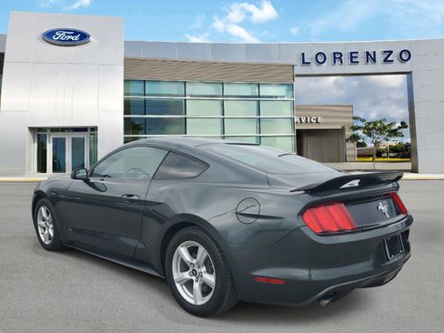 Used 2015 Ford Mustang Coupe image 7