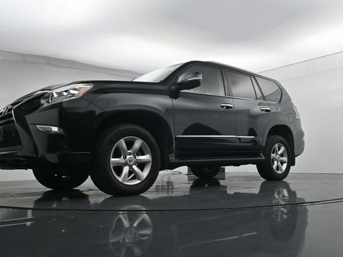 Used 2019 Lexus GX 460 AWD/4WD image 20