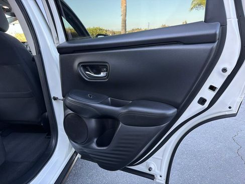 Used 2023 Honda HR-V LX image 22