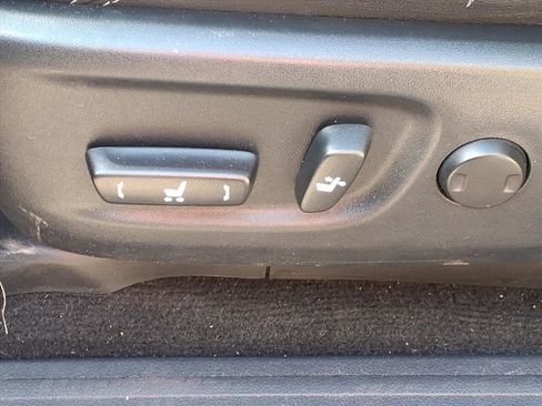 Used 2020 Toyota 4Runner Limited image 23