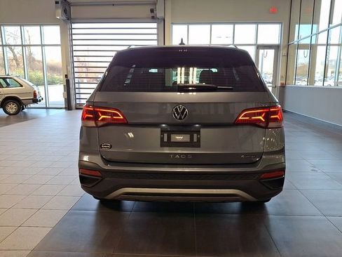 Used 2022 Volkswagen Taos S image 5