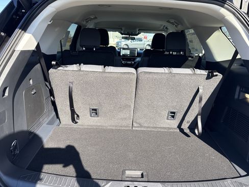 New 2026 Ford Explorer Active image 6