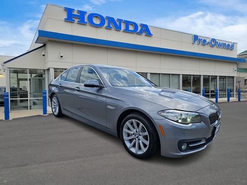 Used 2015 BMW 535i xDrive Sedan AWD/4WD image 3