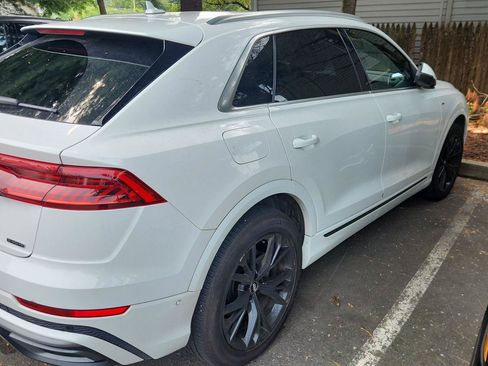 Used 2020 Audi Q8 Premium Plus w/ Premium Plus Package AWD/4WD image 3