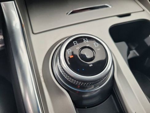 Certified 2022 Ford Explorer XLT w/ Equipment Group 202A image 18