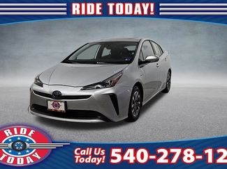 Used 2019 Toyota Prius XLE w/ Premium Convenience Package 360° Tour