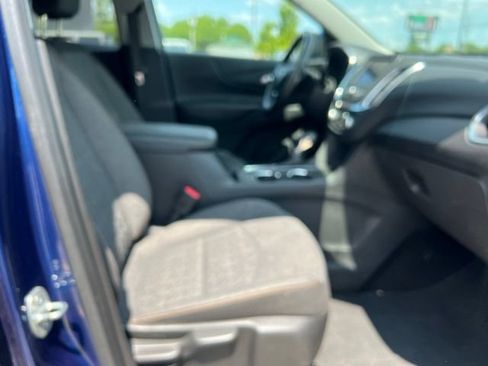 Used 2022 Chevrolet Equinox LT AWD/4WD image 21