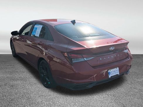 Certified 2023 Hyundai Elantra SEL image 5