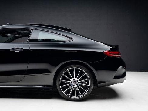 Used 2022 Mercedes-Benz C 300 C 300 image 19