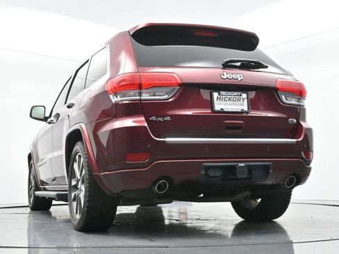 Used 2018 Jeep Grand Cherokee Overland AWD/4WD image 37