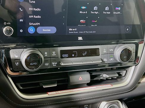 Certified 2025 Toyota Grand Highlander AWD image 13