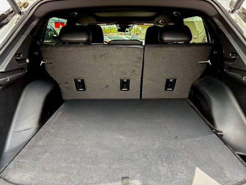 Used 2024 Chevrolet Equinox EV RS FWD image 35