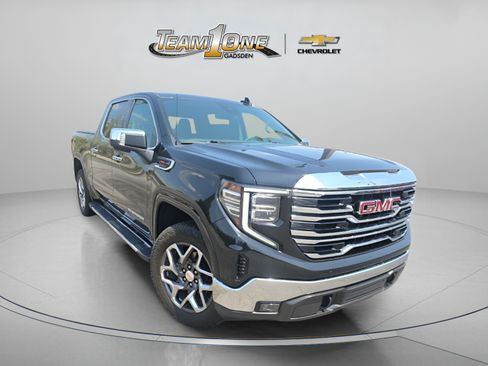 Used 2023 GMC Sierra 1500 SLT w/ SLT Premium Package AWD/4WD image 1