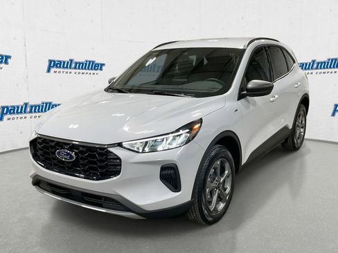New 2026 Ford Escape ST-Line w/ Cold Weather Package AWD/4WD image 1