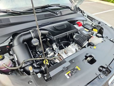 Used 2025 Jeep Compass Limited AWD/4WD image 16
