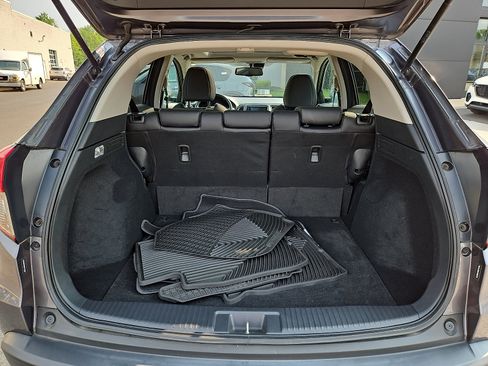 Used 2019 Honda HR-V EX-L image 28