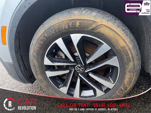 Used 2024 Volkswagen Tiguan S image 13