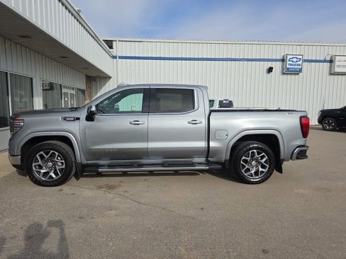 Certified 2023 GMC Sierra 1500 SLT w/ SLT Premium Package image 2