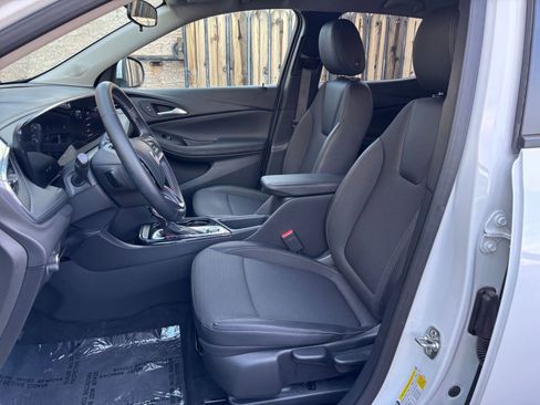 Used 2025 Buick Encore GX Preferred image 34