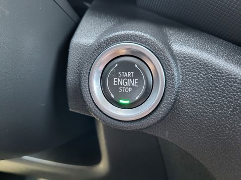 Used 2021 Chevrolet TrailBlazer ACTIV w/ Convenience Package FWD image 22