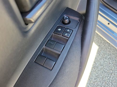 Used 2025 Toyota Corolla LE image 14