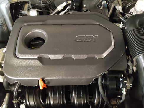 Used 2020 Kia Sorento LX image 30