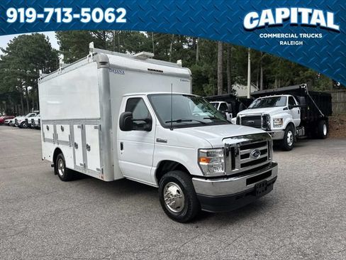 Used 2023 Ford E-350 and Econoline 350 Super Duty w/ Power Windows & Locks Group RWD image 2