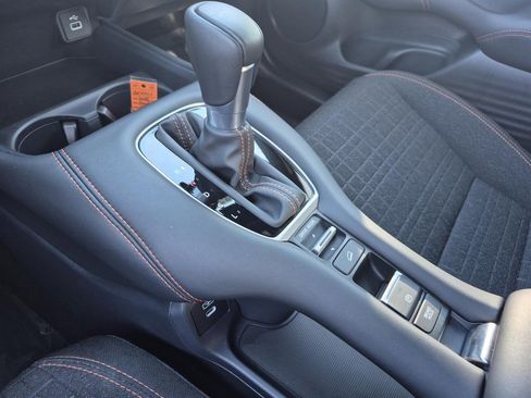 Certified 2025 Honda HR-V Sport image 19