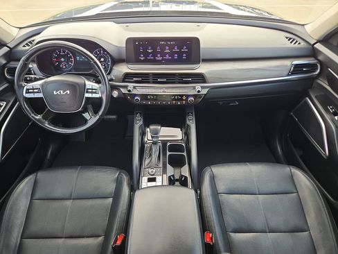 Used 2022 Kia Telluride EX w/ EX Premium Package image 12