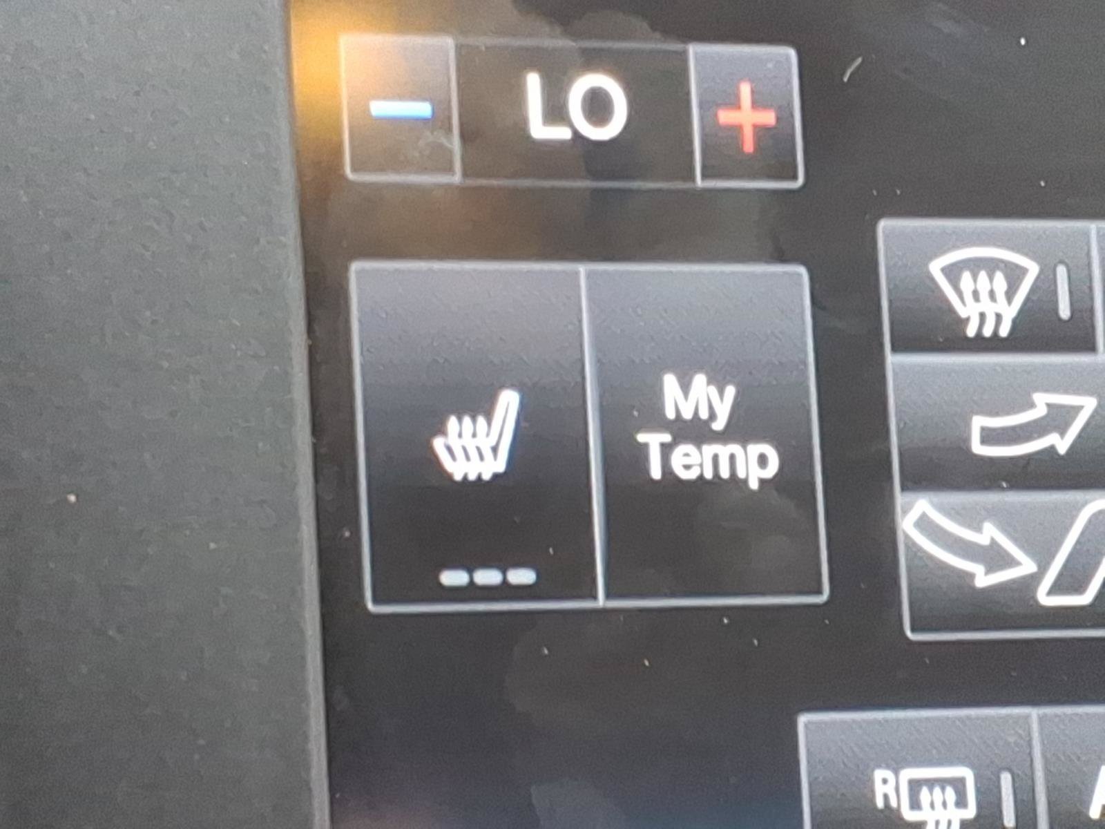 Used 2013 Ford Fusion SE FWD image 8