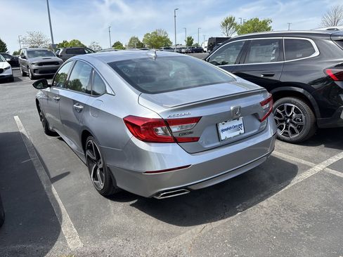 Used 2019 Honda Accord Sport image 17