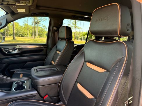 Used 2023 GMC Yukon AT4 AWD/4WD image 14