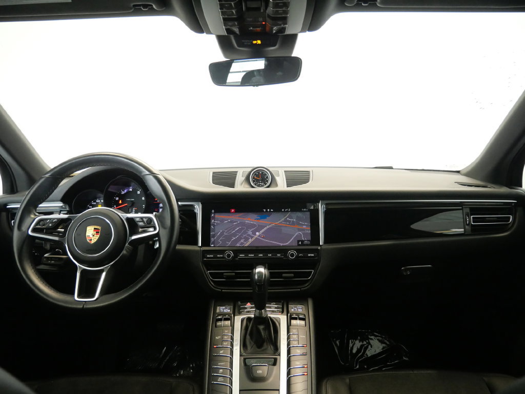 Used 2021 Porsche Macan AWD/4WD image 17